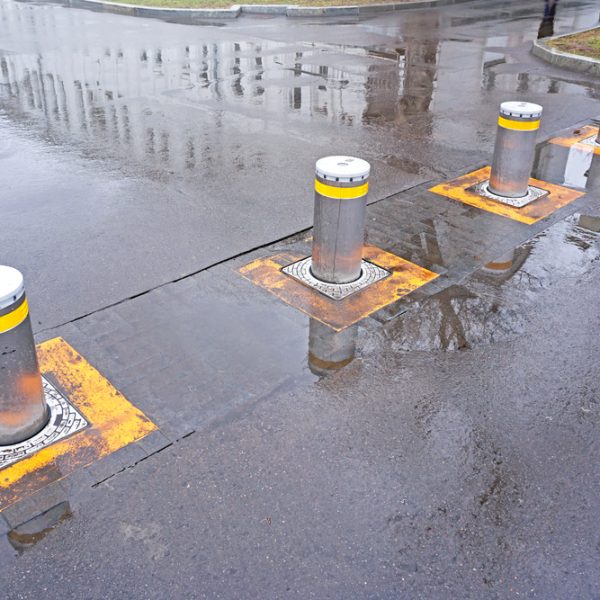 Five,Raisable,Road,Blockers,For,Preventing,Of,Cars,Enter